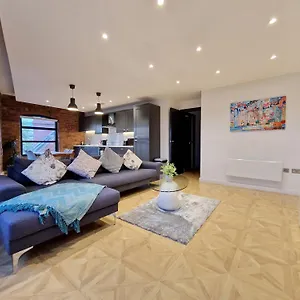 Aire New York Styled Luxury Leeds (West Yorkshire)