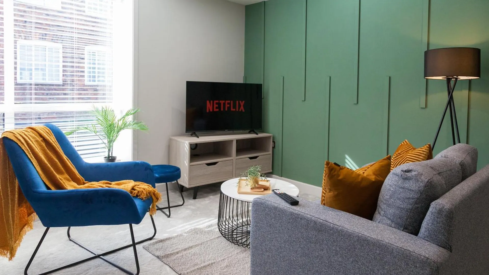 1 Bedroom Flat - Long Term Stay Rates-Contractors-Professionals-Relocation Leeds  Apartment Leeds (West Yorkshire)